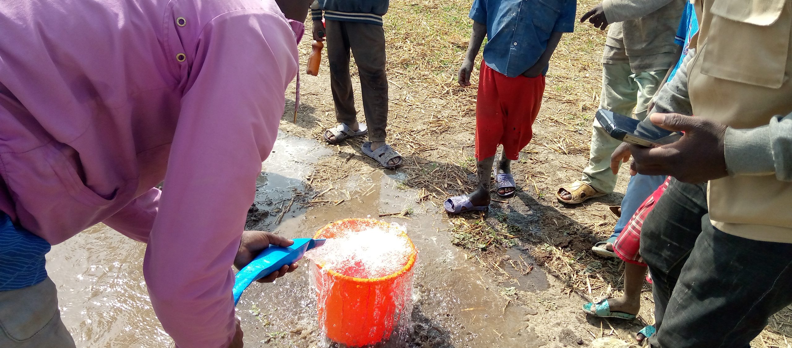 Lire la suite à propos de l’article Journée mondiale de l’alimentation: L’eau c’est la vie, l’eau nous nourrit dans la zone périphérique du Parc National de la Bénoué (PNB)