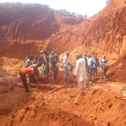Neuf (9) personnes meurent ensevelies dans un trou minier ouvert et abandonné par la société chinoise LU ET LANG à l’Est du Cameroun